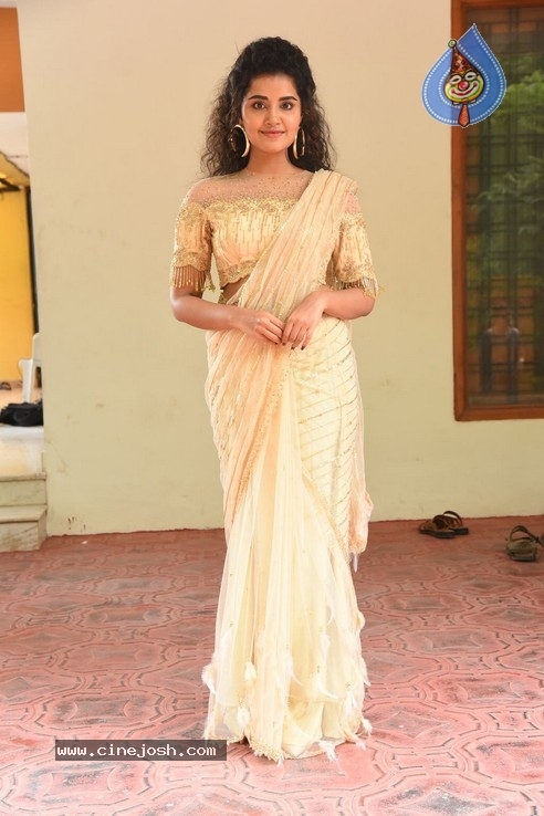 Anupama Latest Pics - 26 / 42 photos