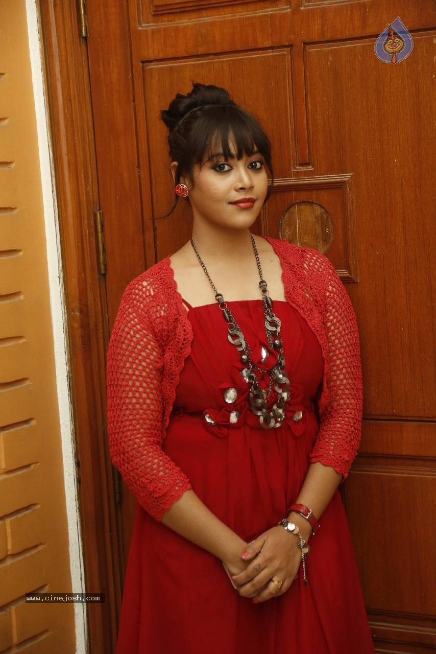 Anusha New photos - 42 / 58 photos