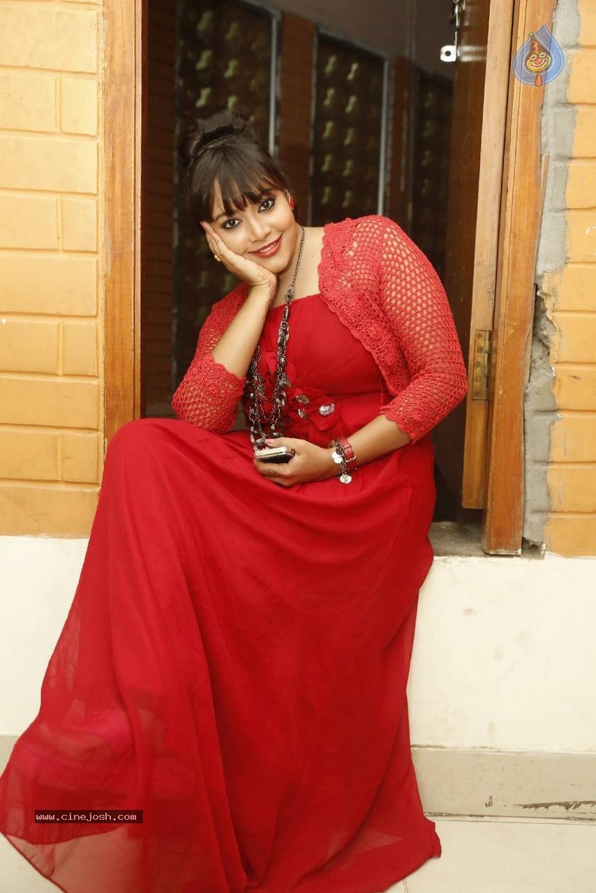 Anusha New photos - 43 / 58 photos