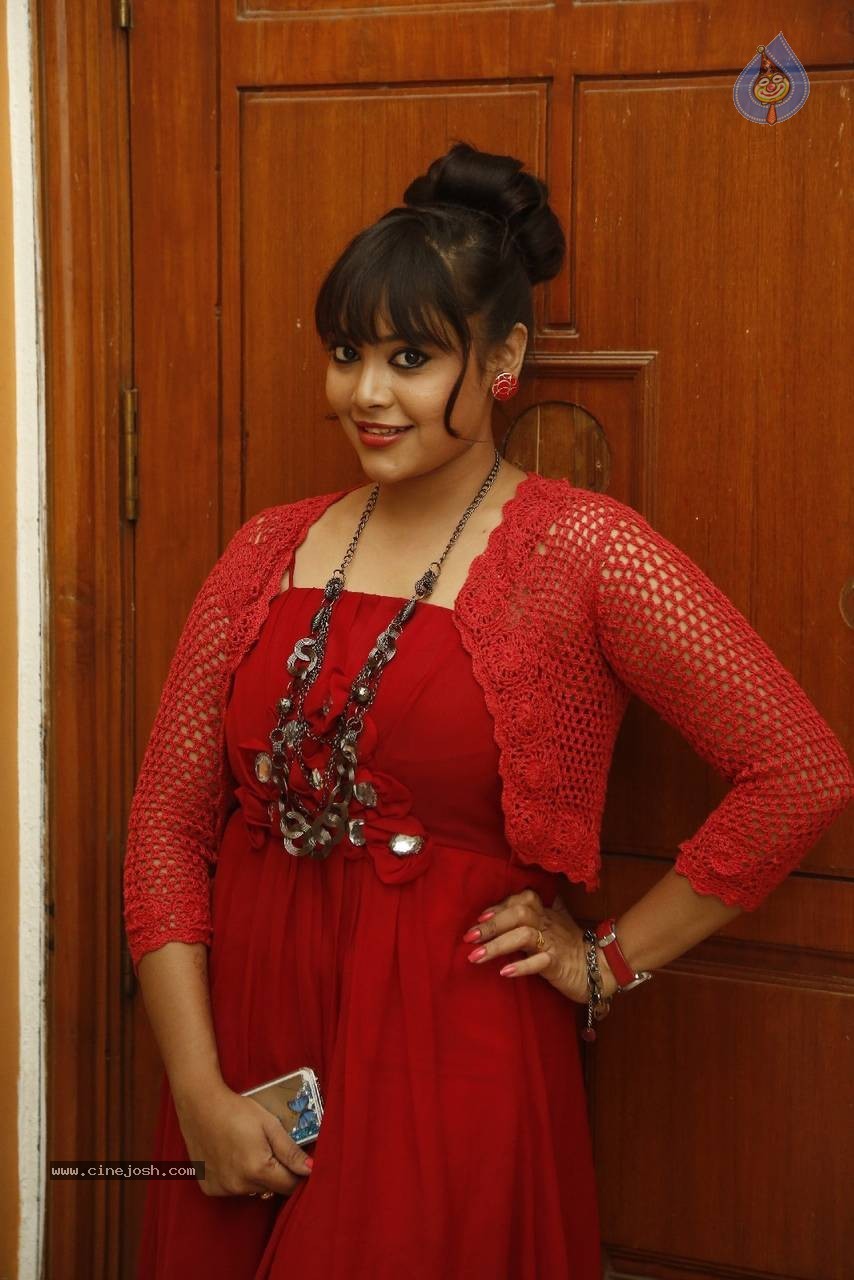 Anusha New photos - 56 / 58 photos