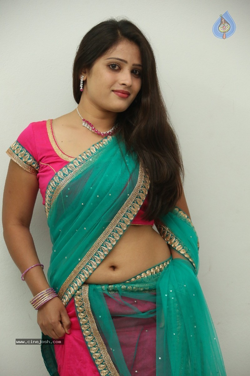 Anusha New Stills - 9 / 184 photos