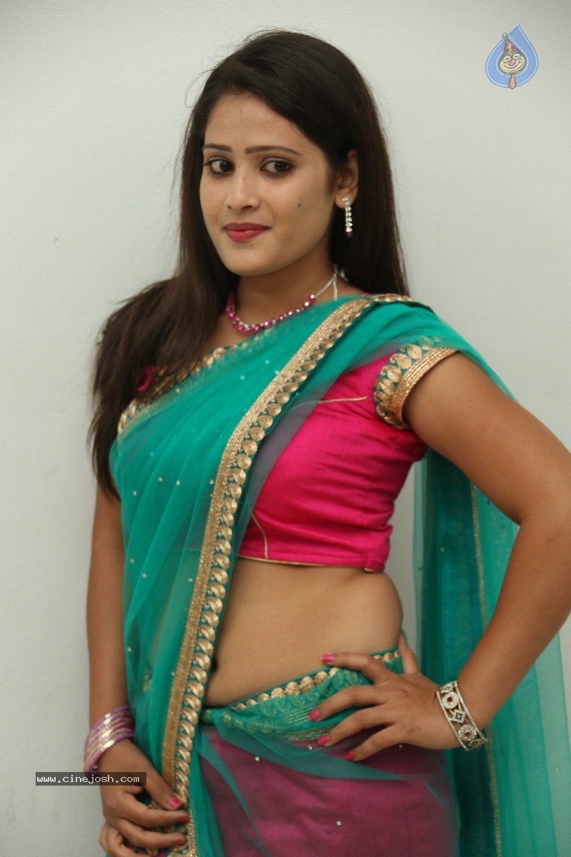 Anusha New Stills - 130 / 184 photos