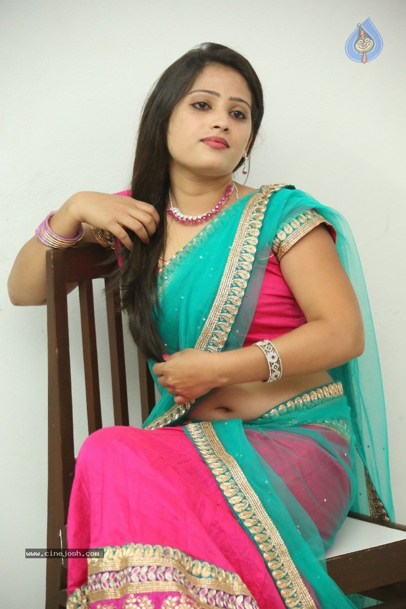 Anusha New Stills - 167 / 184 photos