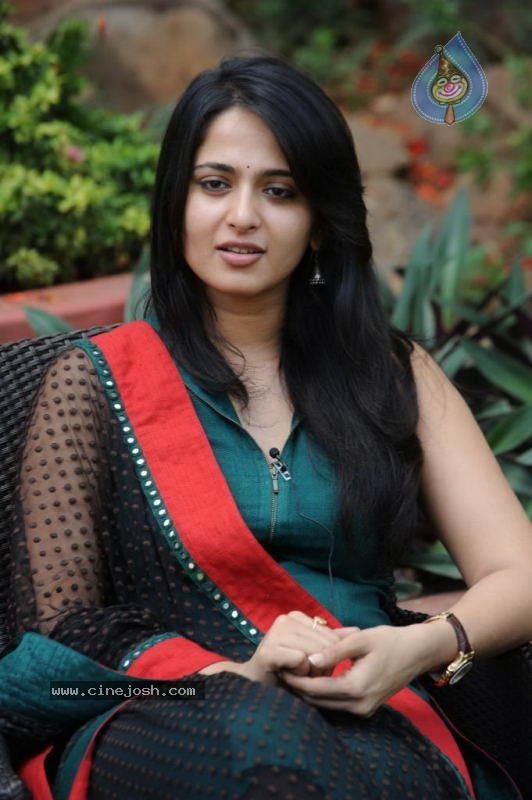 Anushka Latest Photos - 29 / 44 photos