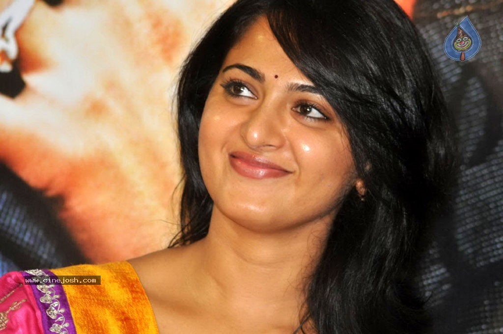 Anushka Latest Photos - 45 / 73 photos