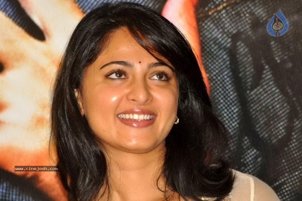 Anushka Latest Photos - 64 / 73 photos