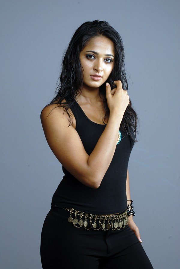 Anushka - 26 / 146 photos