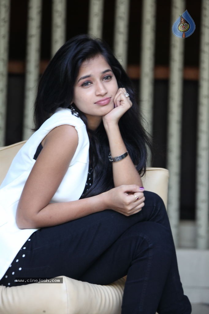 Anvika New Stills - 114 / 119 photos