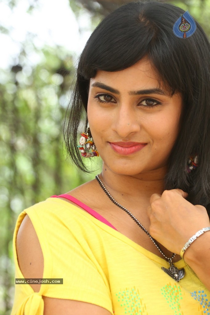 Aparna Stills - 26 / 64 photos