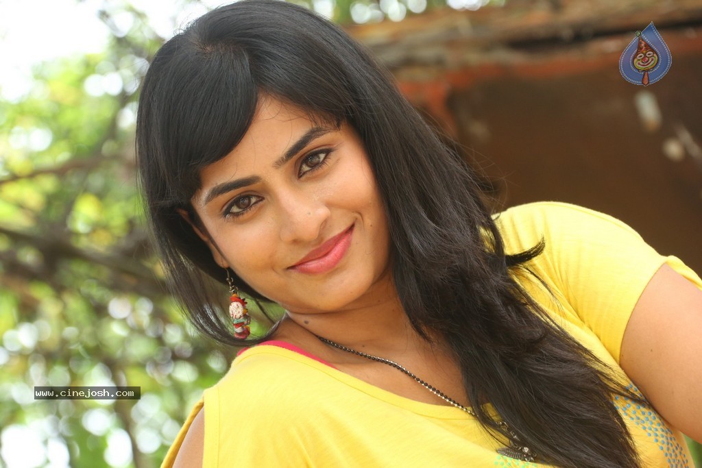 Aparna Stills - 28 / 64 photos