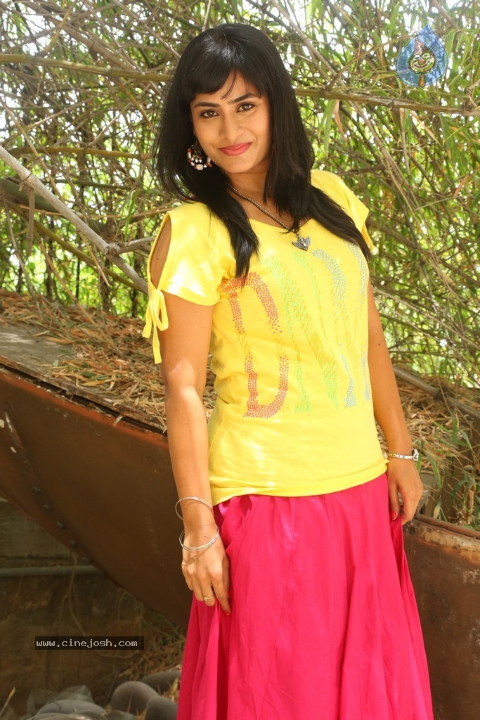 Aparna Stills - 50 / 64 photos