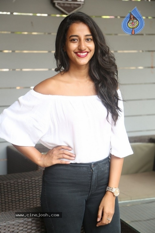 Apoorva Stills - 1 / 21 photos