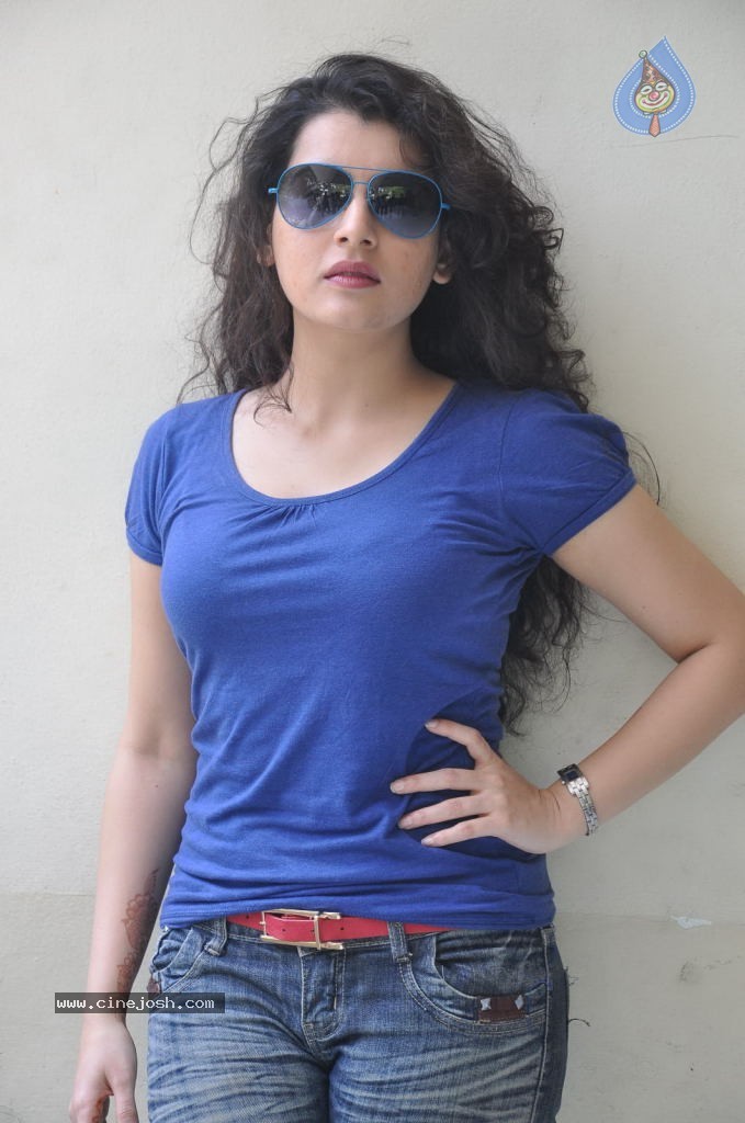 Archana Latest Images - 42 / 54 photos