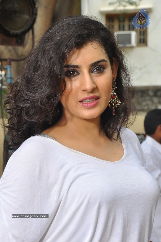 Archana Latest Photos - 12 / 94 photos