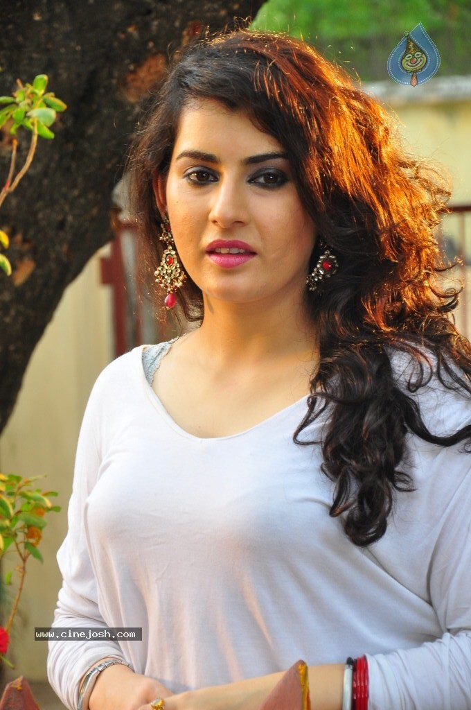 Archana Latest Photos - 13 / 94 photos