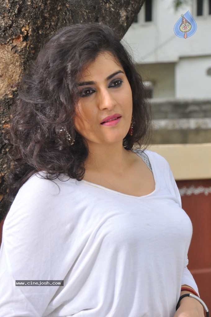 Archana Latest Photos - Photo 20 of 94