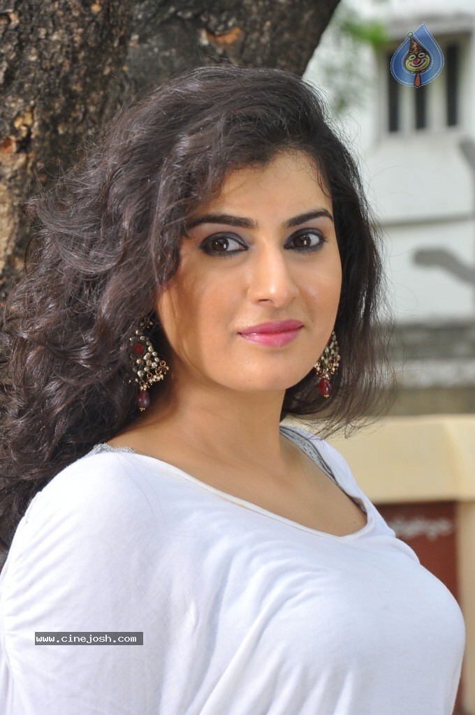 Archana Latest Photos - 76 / 94 photos