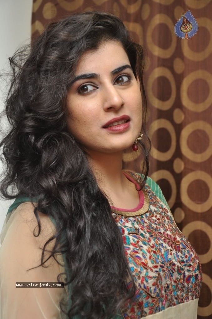 Archana Latest Stills - 34 / 74 photos