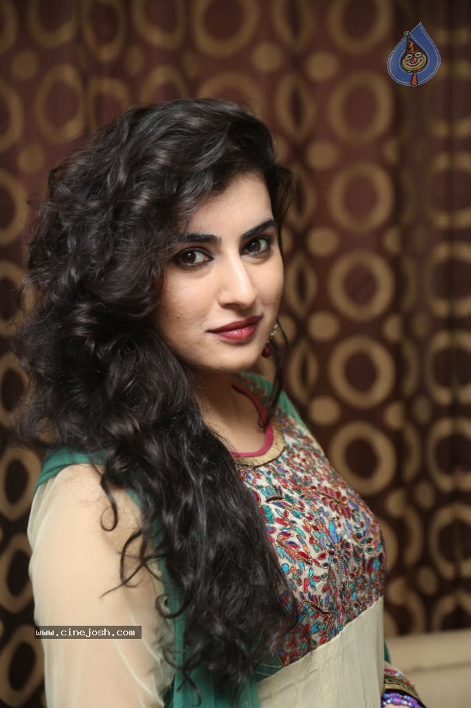 Archana Latest Stills - 36 / 74 photos