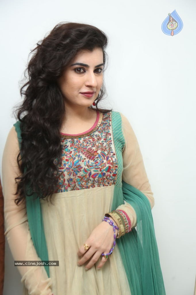 Archana Latest Stills - 37 / 74 photos