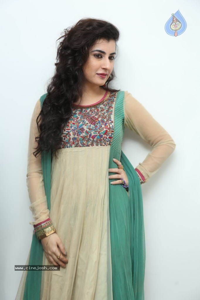 Archana Latest Stills - 59 / 74 photos