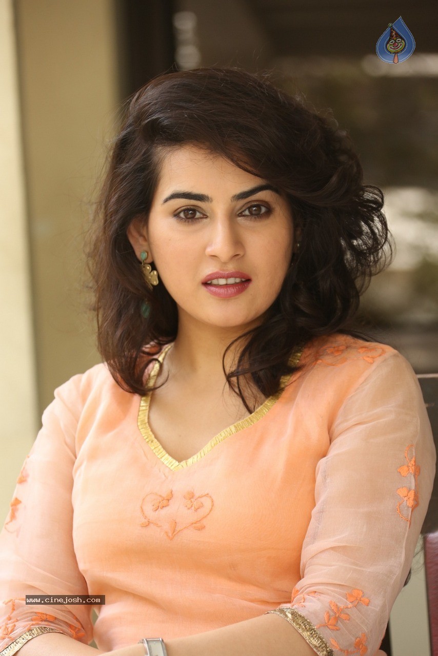 Archana Latest Stills - 21 / 76 photos