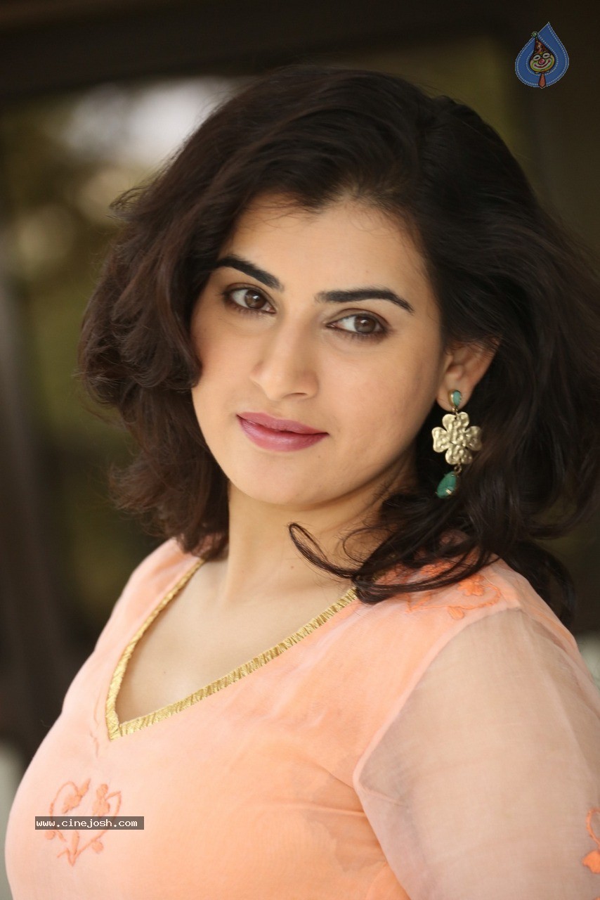 Archana Latest Stills - 36 / 76 photos