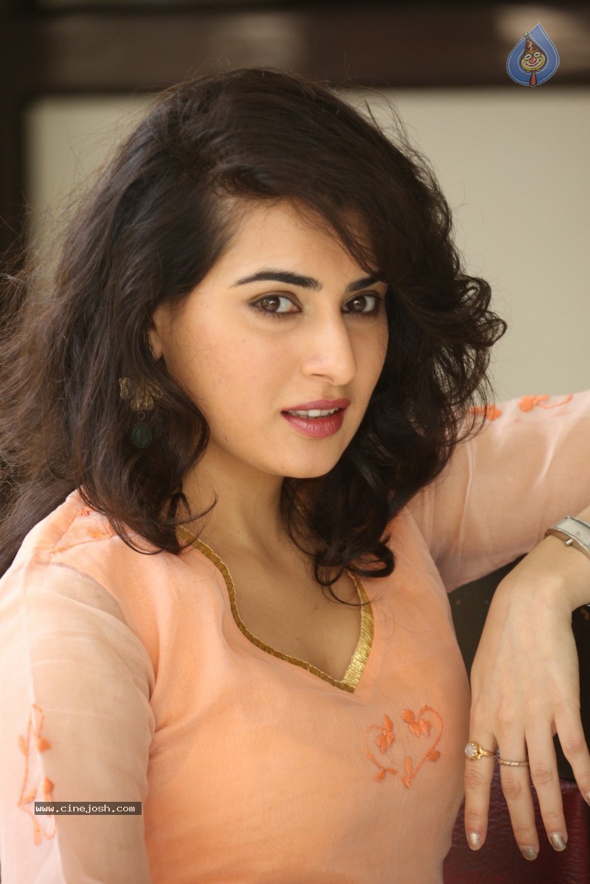 Archana Latest Stills - 38 / 76 photos