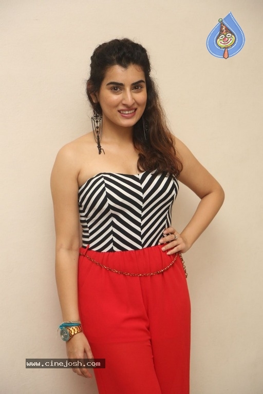 Archana New Gallery - 7 / 26 photos