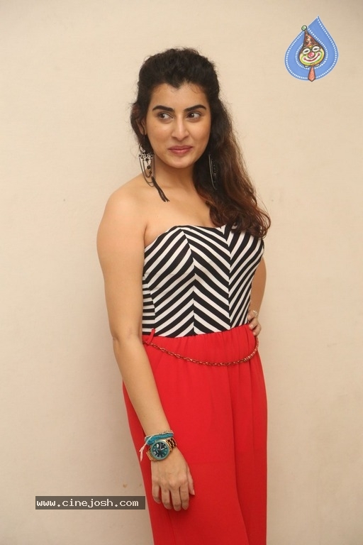 Archana New Gallery - 12 / 26 photos