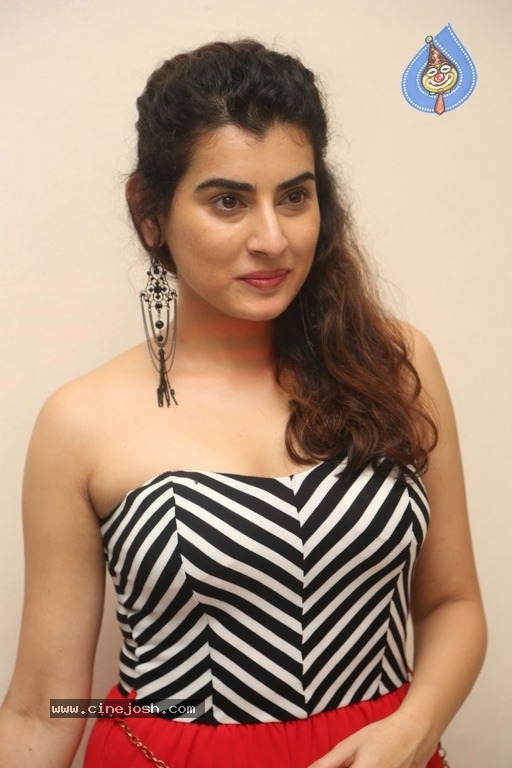 Archana New Gallery - 17 / 26 photos