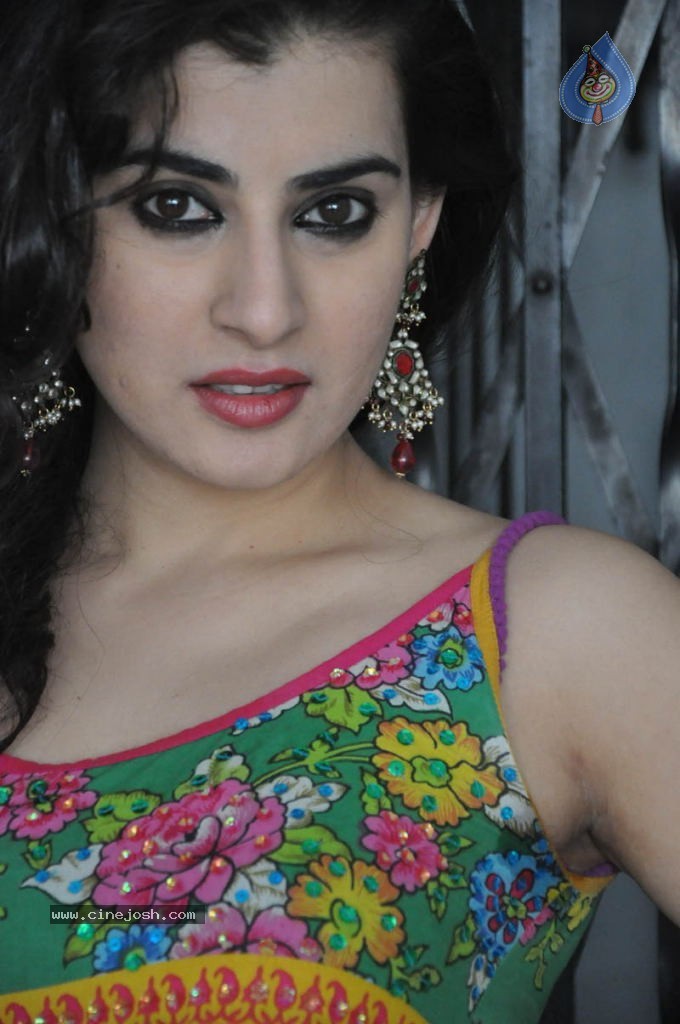 Archana New Images  - 24 / 65 photos