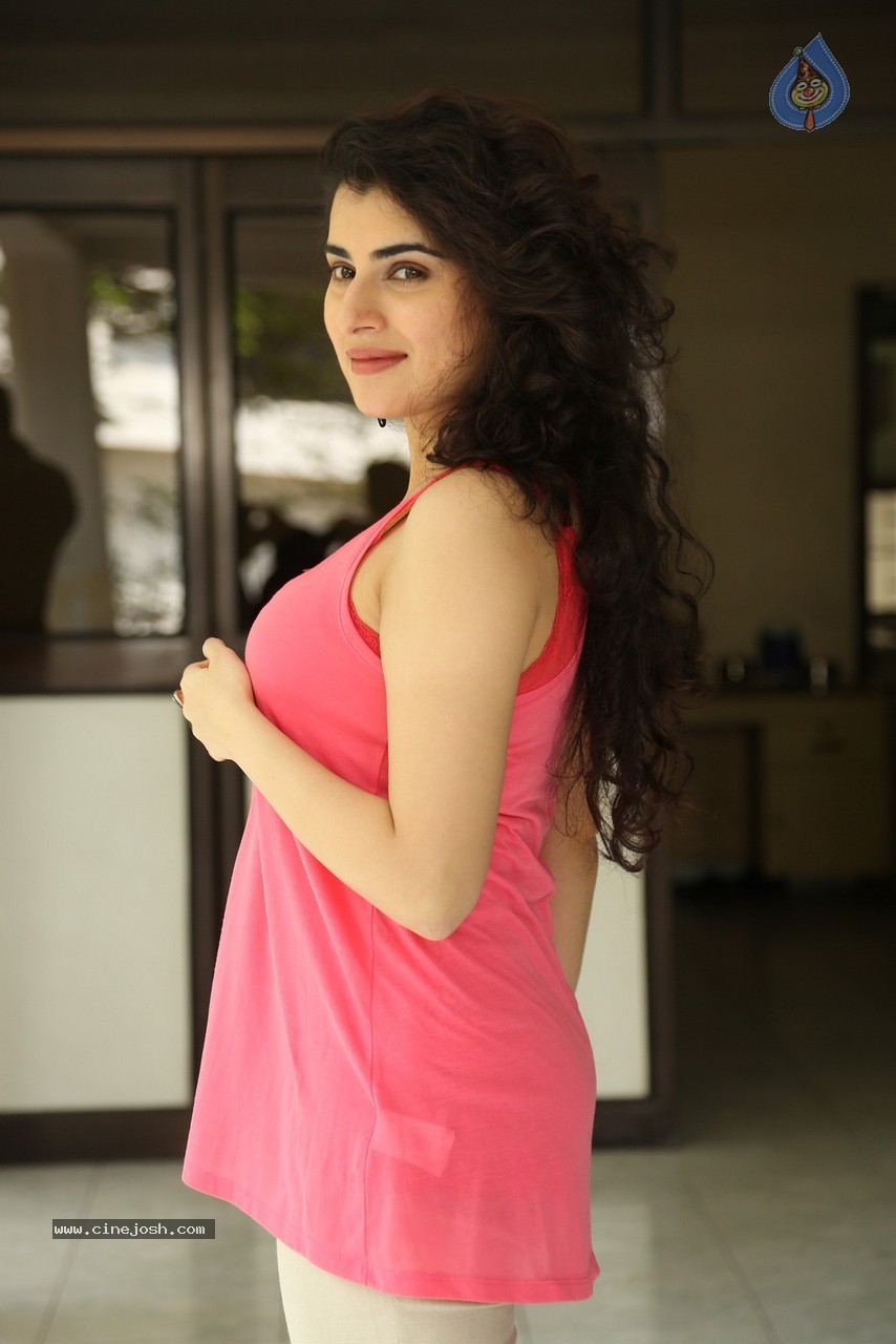 Archana New Photos - 29 / 64 photos