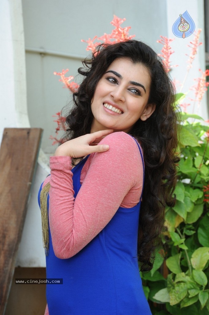 Archana New Pics - 7 / 116 photos