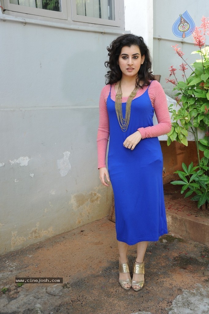 Archana New Pics - 13 / 116 photos