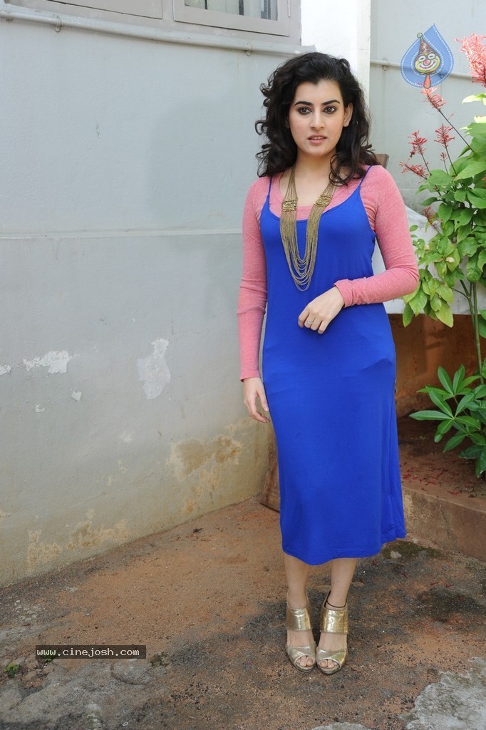 Archana New Pics - 26 / 116 photos