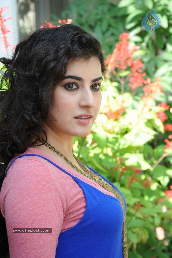 Archana New Pics - 35 / 116 photos