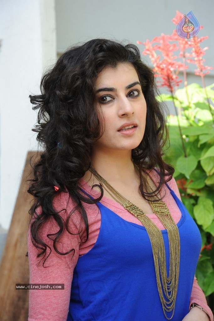 Archana New Pics - 46 / 116 photos