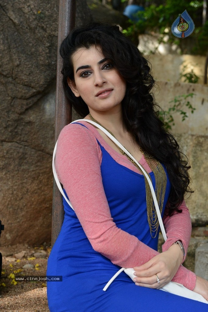 Archana New Pics - 77 / 116 photos