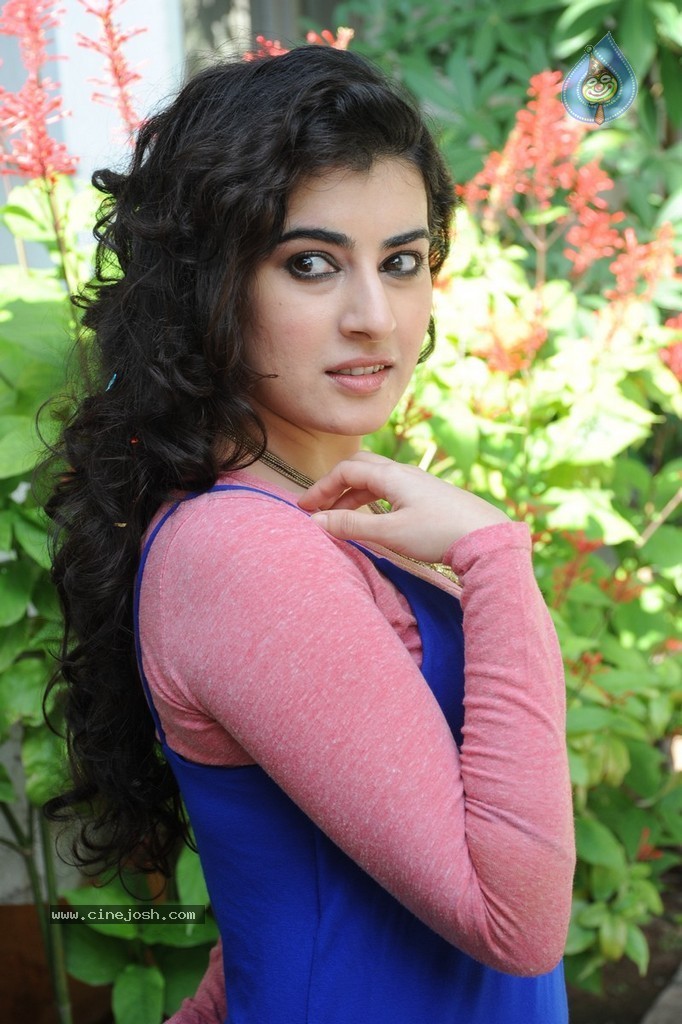 Archana New Pics - 79 / 116 photos