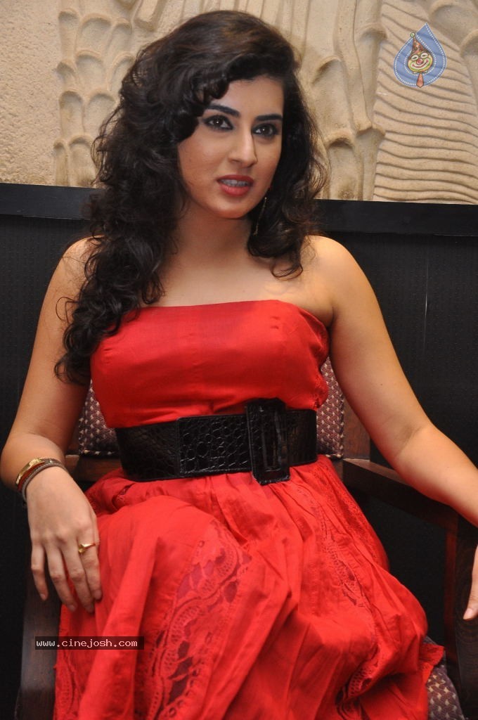 Archana New Stills - 41 / 68 photos