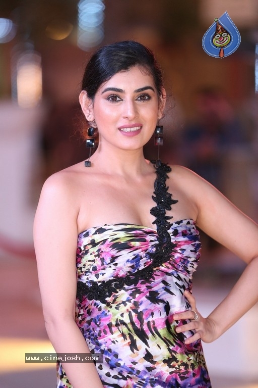 Archana Photos - 6 / 21 photos