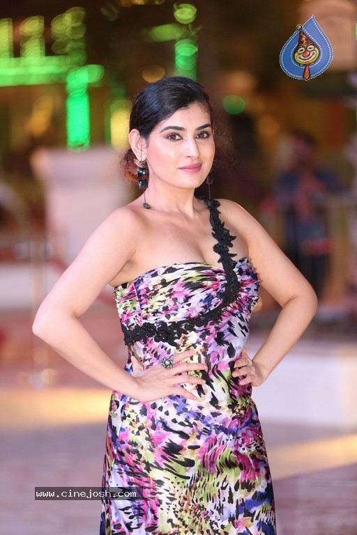 Archana Photos - 7 / 21 photos