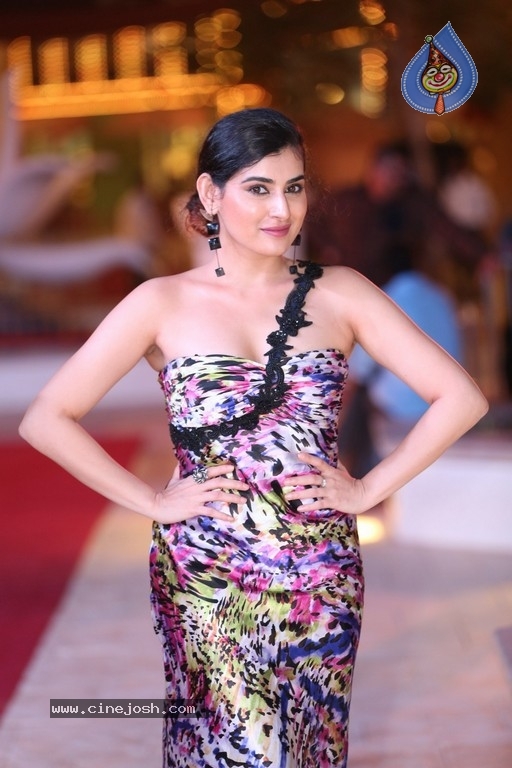 Archana Photos - 21 / 21 photos