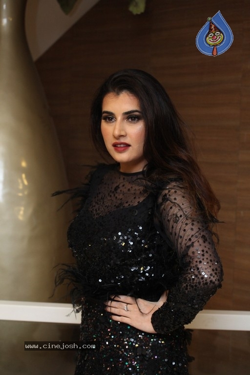 Archana Photos - 14 / 16 photos