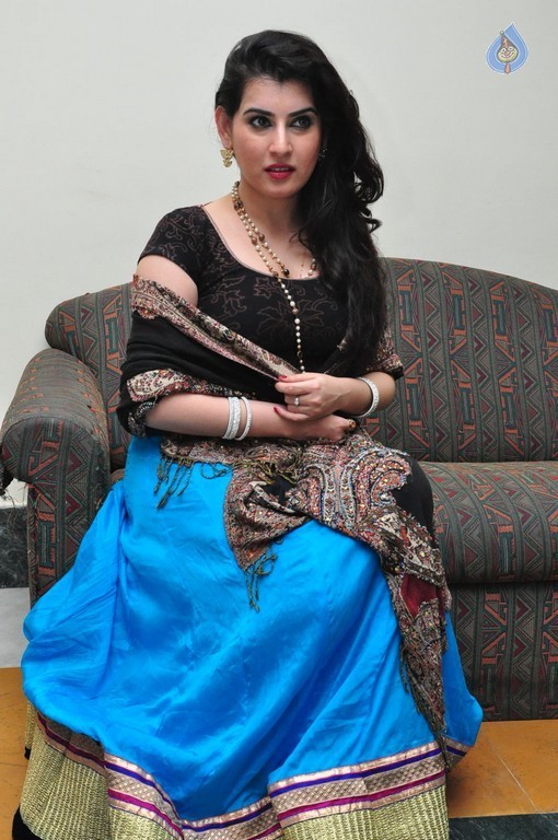 Archana Photos - 7 / 59 photos