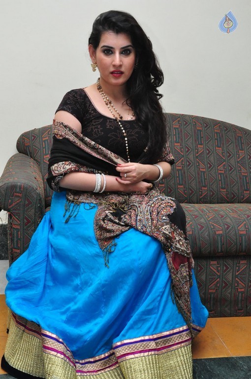 Archana Photos - 9 / 59 photos