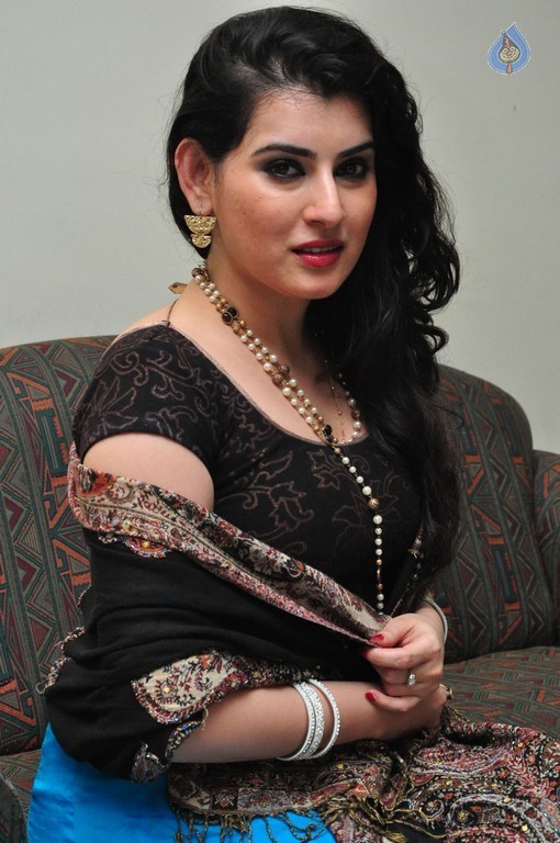 Archana Photos - 24 / 59 photos