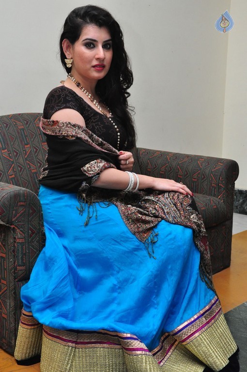 Archana Photos - 44 / 59 photos