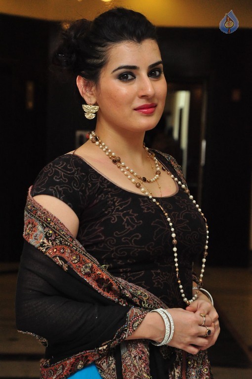 Archana Photos - 50 / 59 photos